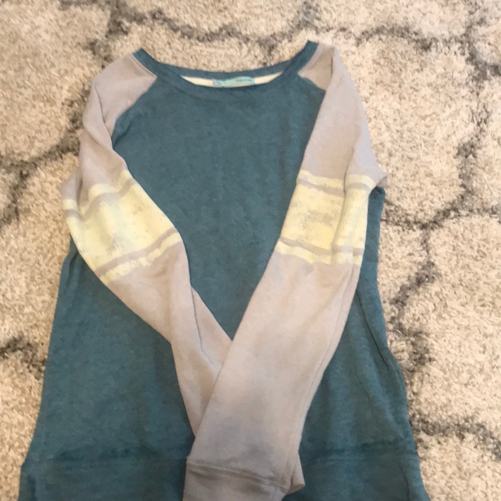 Long sleeve shirt